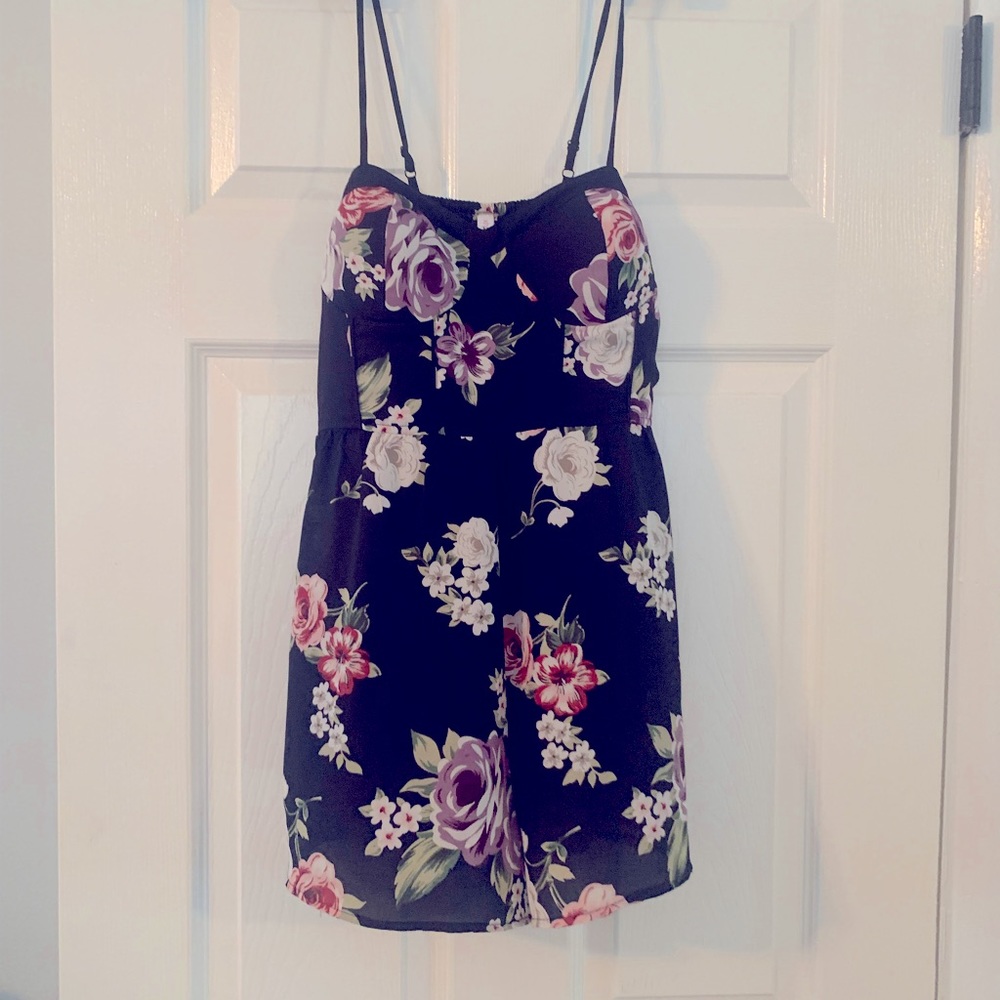 Xhiliration shorts romper with pockets!